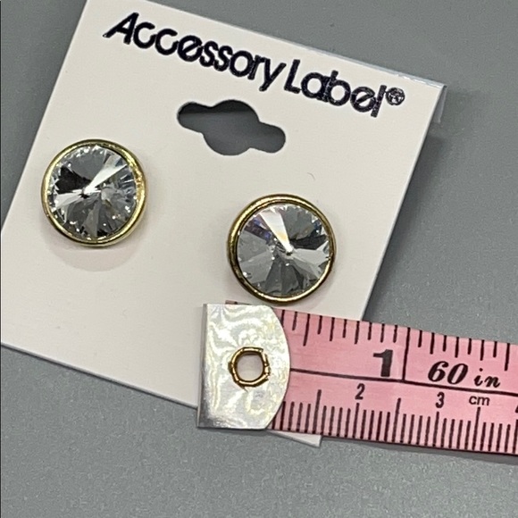 Fashion Jewelry Earrings - Picture 3 of 3